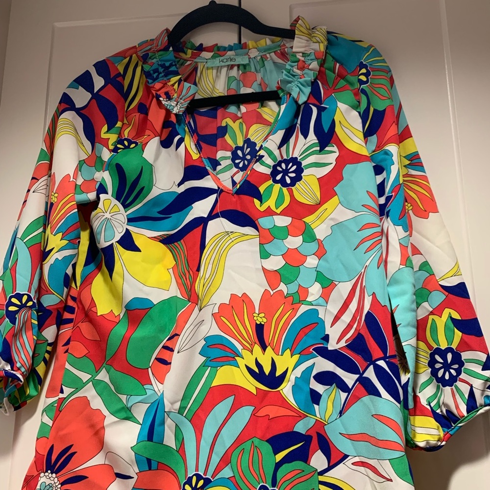 Karlie Blouse Size S. Like new